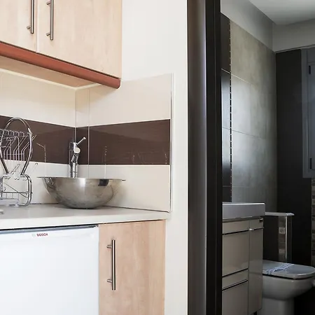 D'irene-near Athens Airport , 200 Meters From The Davis Appartement Artemida (Attica)